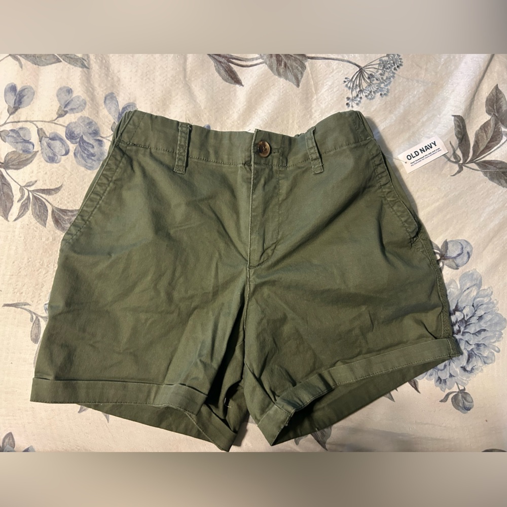 NWT old navy shorts